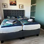 't In Goeree Apartment Goedereede