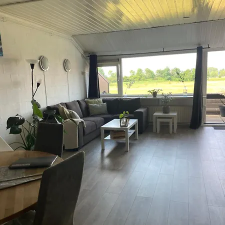 't In Goeree Apartment *