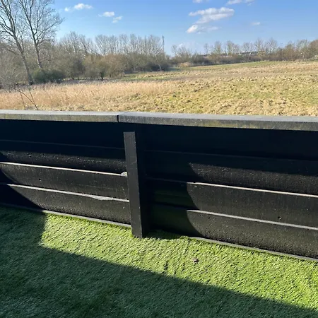 't In Goeree דירה