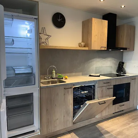 't In Goeree דירה *